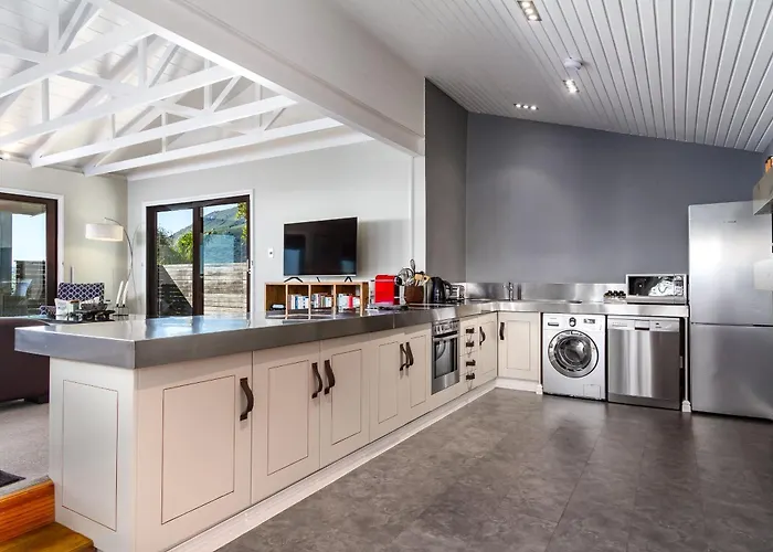 Sweet Greta - Garden Apartment With Solar Power
